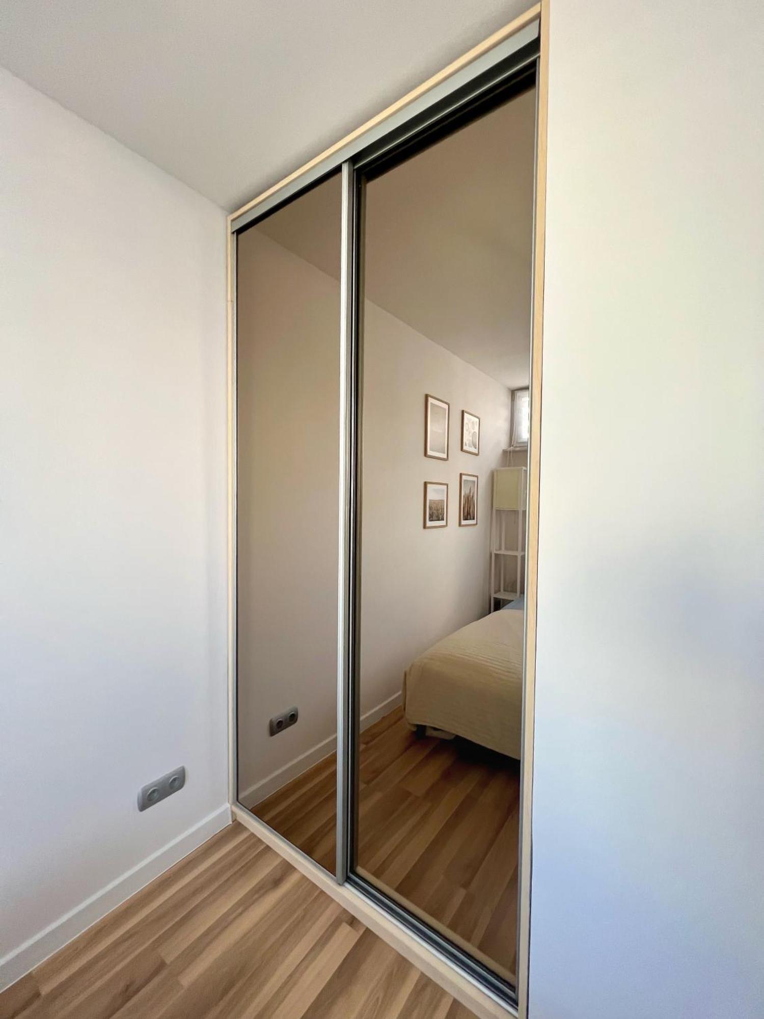 Apartament Zelazna Apartament *